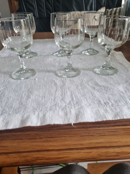 Kieliszki 6 szt 90 ml całe