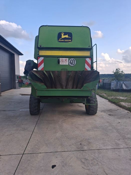Комбайн John Deere