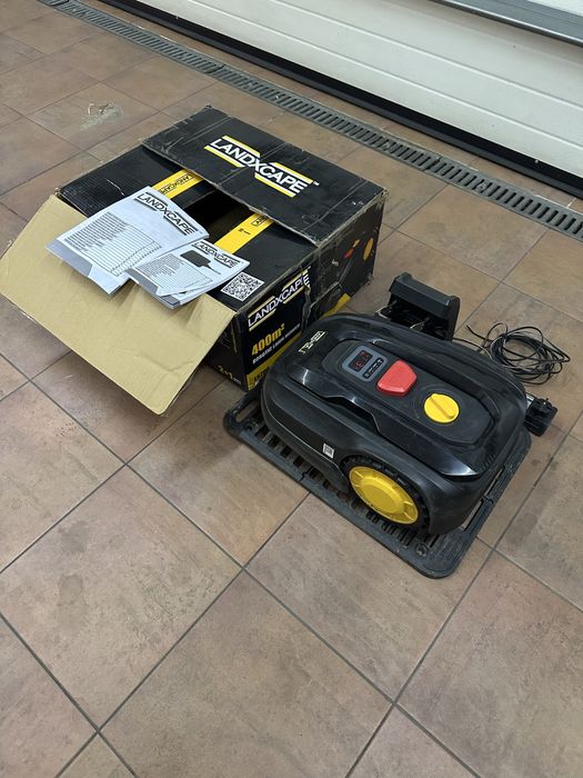 Kosiarka robot koszacy landxcape 300-400m2