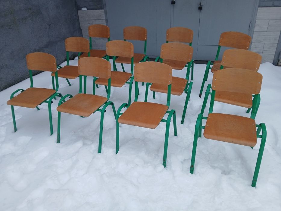 Стiльцi шкiльнi (аудиторнi) для старшоi  школи  б/в  20 шт