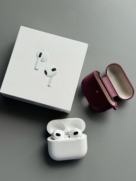 Airpods 3 (3rd generation) with MagSafe кейсом