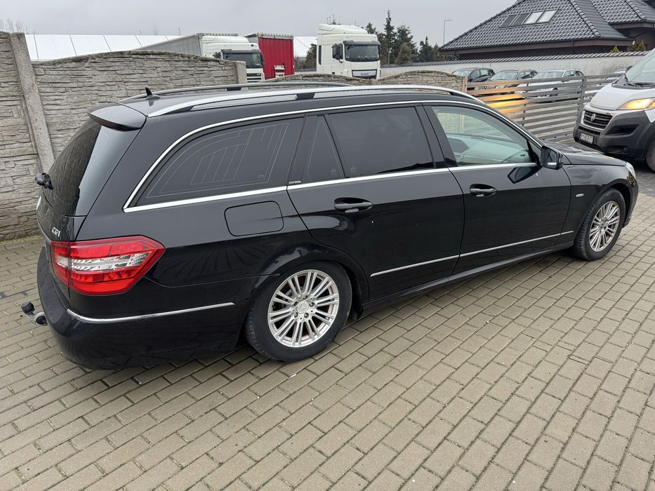 Mercedes E250 , uszkodzony silnik