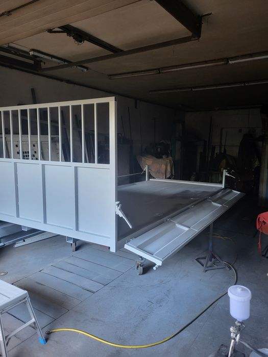 Zabudowy różnego typu na wymiar