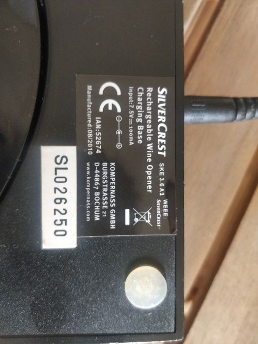 Abre rolhas elétrico