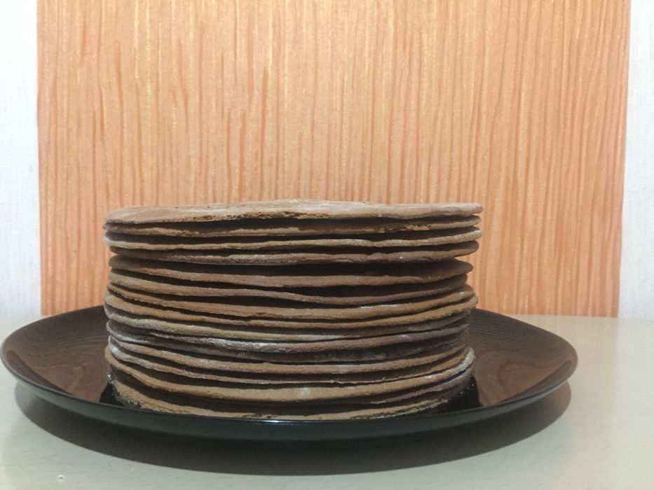 Домашні горішки, коржі на торт, домашня випічка