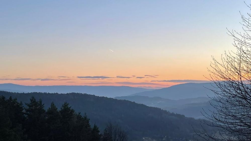 Dom z Bali "OSADA CHEŁM” Góry-Narty-JAKUZZI