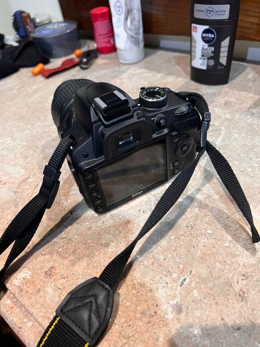 Vários artigos sob consulta