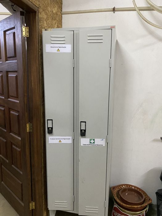 Armario em cacifos