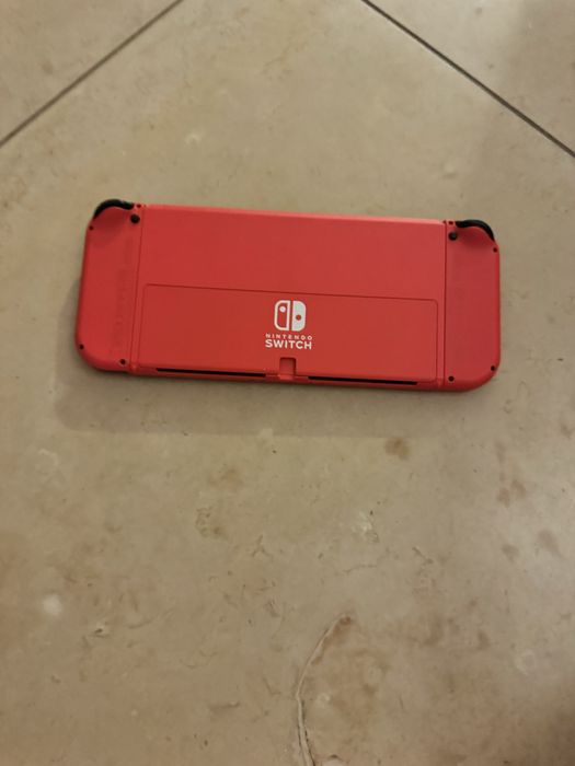 Consola Nintendo Switch V2 - edição especial mario