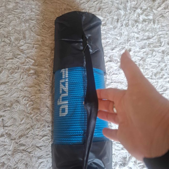Mata do ćwiczeń marki fizyo z pokrowcem