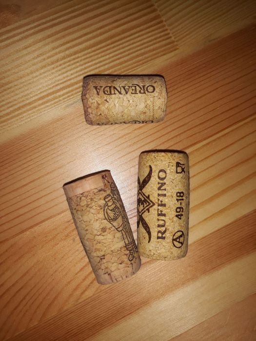 Продам пробки винные