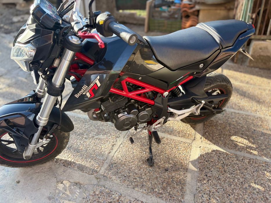 Benelli tnt 125 18 mil km