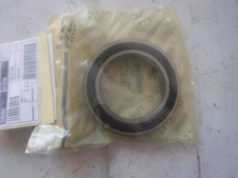 ŁOŻYSKO OPOROWE WAŁKA WOM NEW HOLLAND CASE STEYR