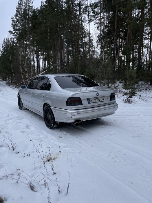 Продам BMW 520 (e39 )