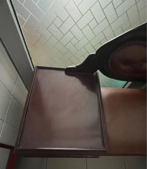 Banco Telefónico Vintage – Raro, Elegante e em Excelente Estado!