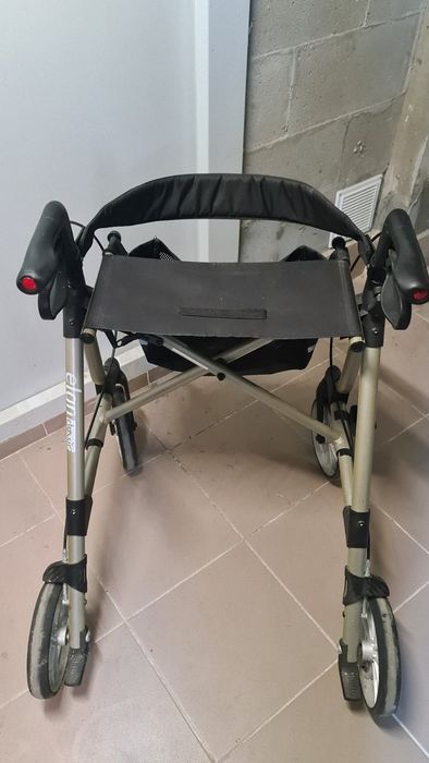 Ролятор, ходунки