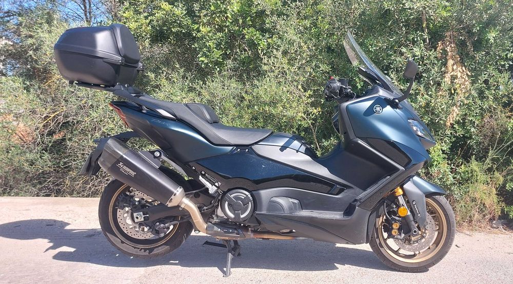 Yamaha TMAX Tech Max 2022 Poucos km | Como Nova