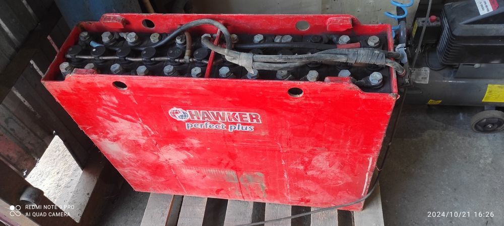 Продам тяговий акумулятор HAWKER perfect plus 24v 375 Ah ( 60x78.5x21)