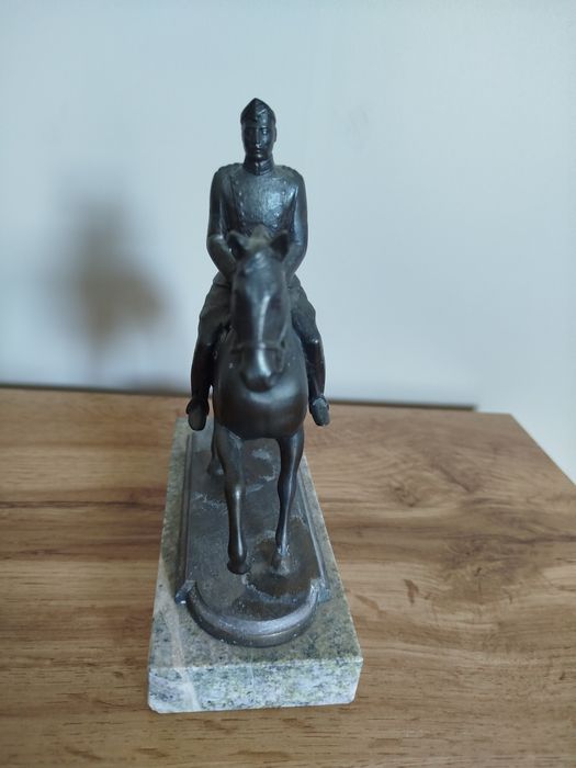 Figura  ciężka jakiś metal Christian X  na koniu produkcja Johan Galster