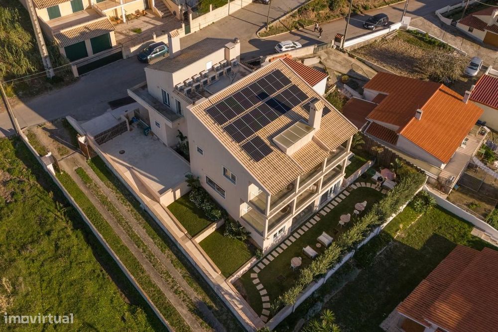 Moradia Isolada T9 com piscina, Azenhas do Mar, Sintra