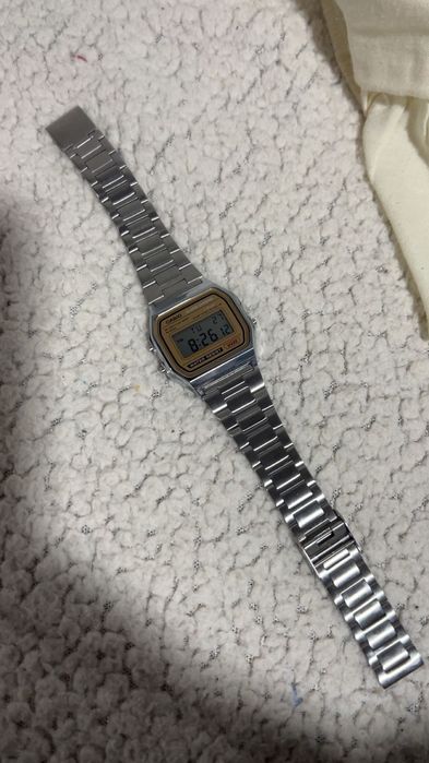 Relógio casio novo