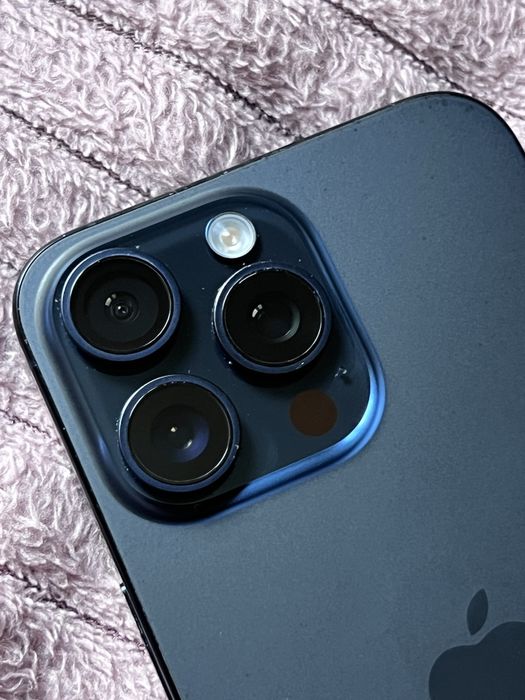 iPhone 15 Pro Max