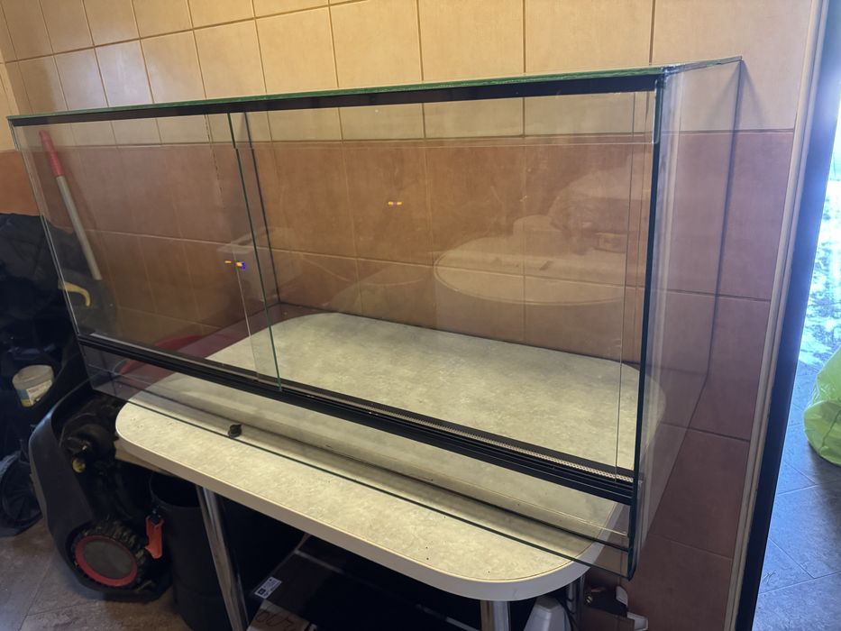 Szklane terrarium 100x50x50, np. dla węża