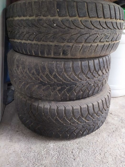 Продам шини зимові