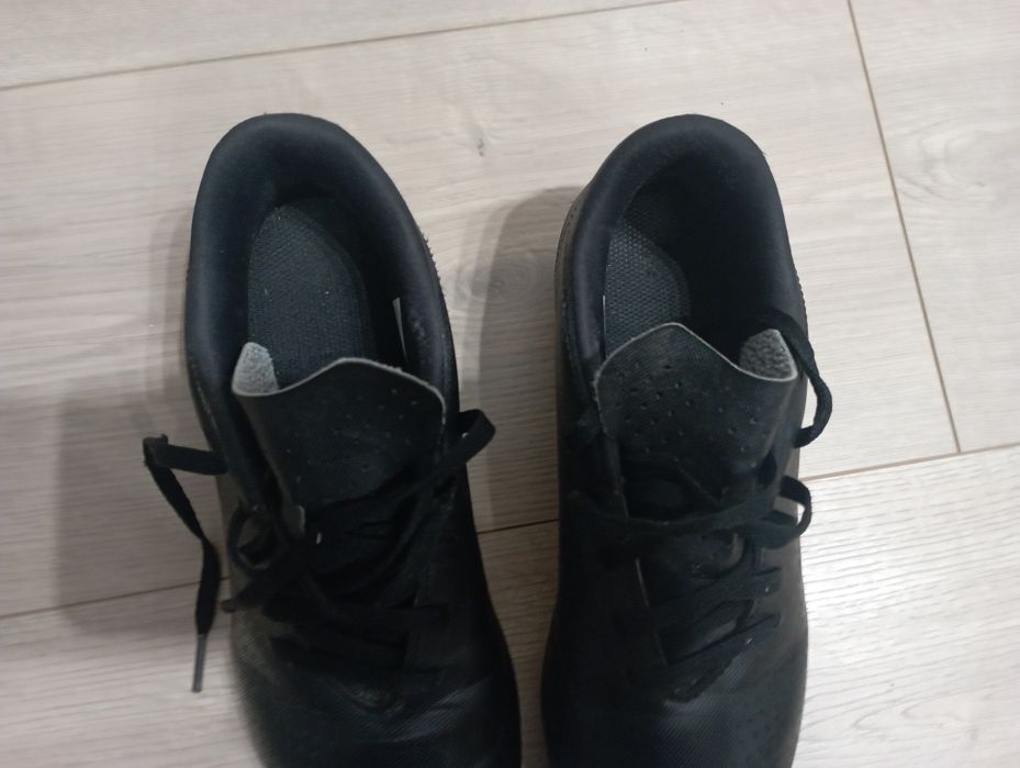 Buty piłkarskie adidas Predator