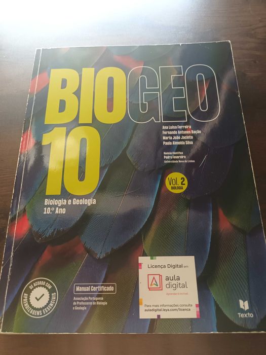 Material escolar livris 10 e 11 ano lectivo