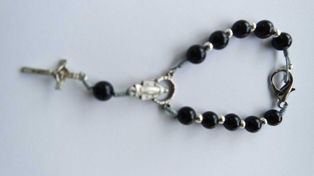 Różaniec samochodowy kamień naturalny