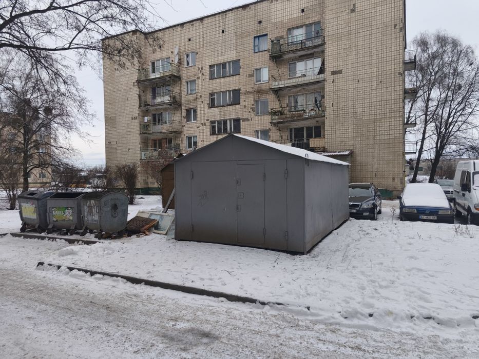 Продам металевий гараж 3.5*6.0 з місцем вул. Молодіжна, м. Біла Церква