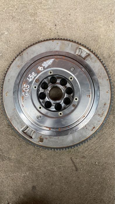 Двухмасовий маховик G05 45e