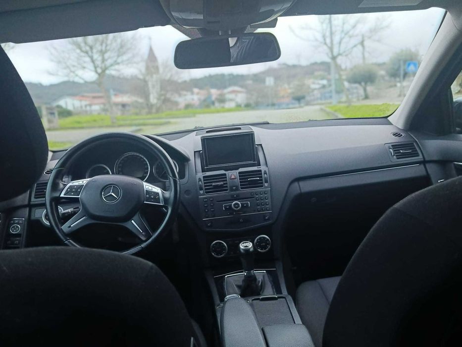 Mercedes-Benz C 220 CDI BlueEfficiency Avantgarde (2010)