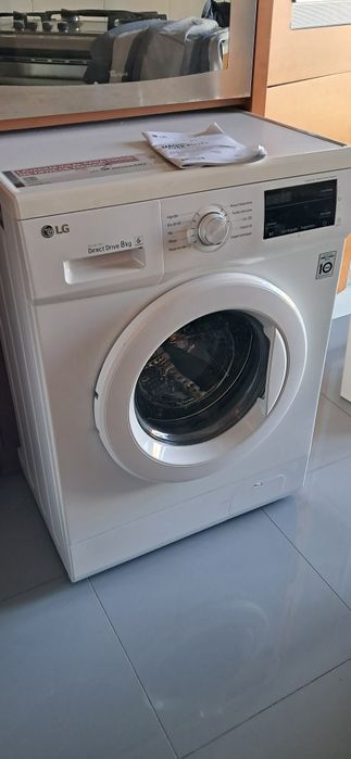 Maquina lavar roupa LG como nova
