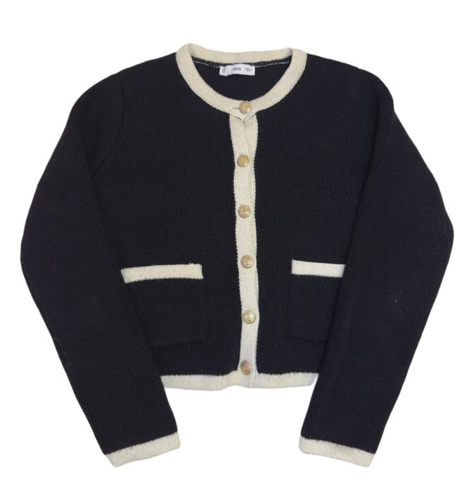 Чорно-білий теплий светр Mango з золотими ґудзиками, розмір L