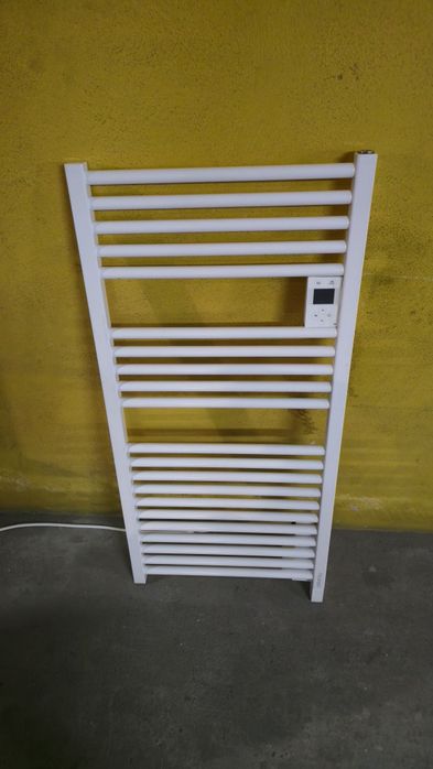 Aquecedor de casa de banho/toalhas