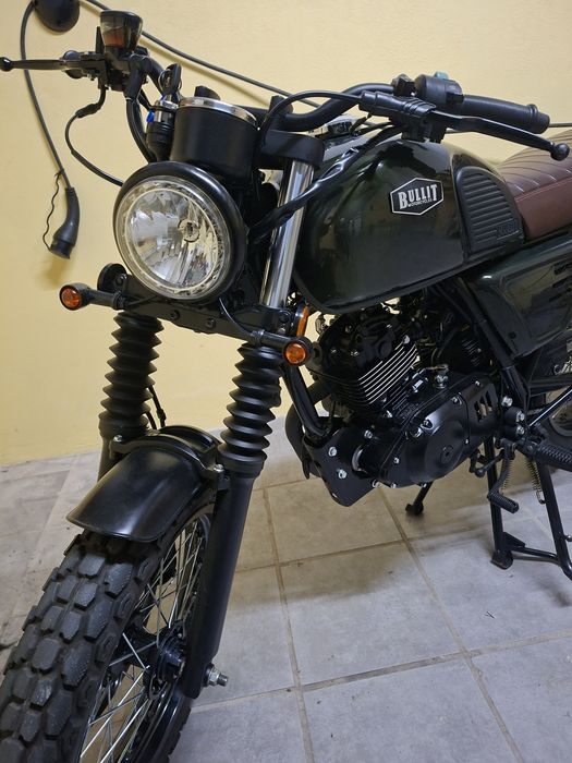 Mota Nova Bullit 125 - 400 km
