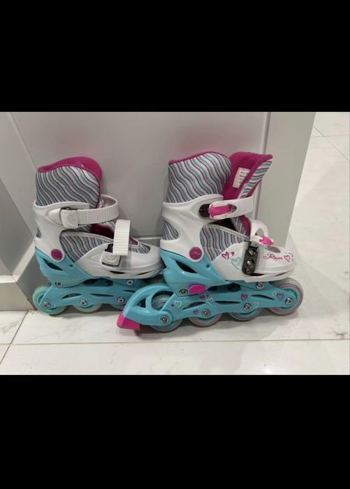 Prawie nowe rolki 27-30