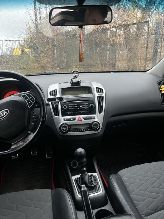 Kia Ceed 2008 1.6 CRDI