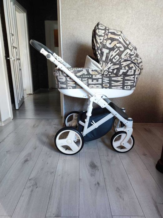 Коляска дитяча Bexa 2 в 1