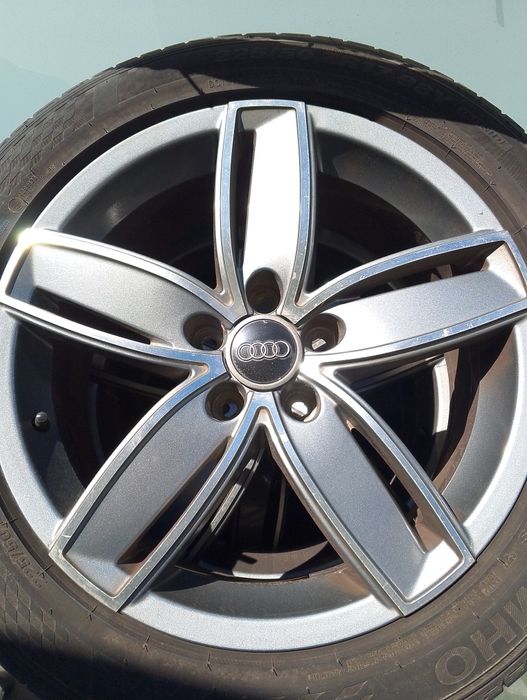 Alufelgi Audi A6  Opona  225/50 ZR17 98Y. Felga Et 35. 17X7.5