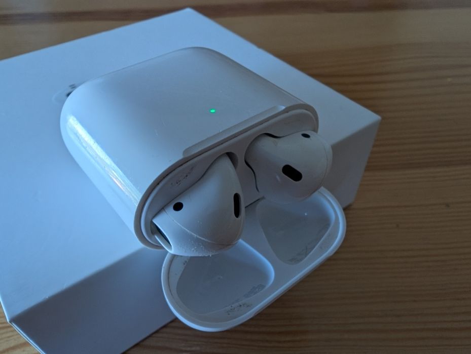 Airpods generacja 2 słuchawki + etui