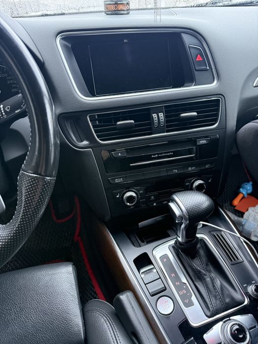 Продається Audi Q5 S-line
