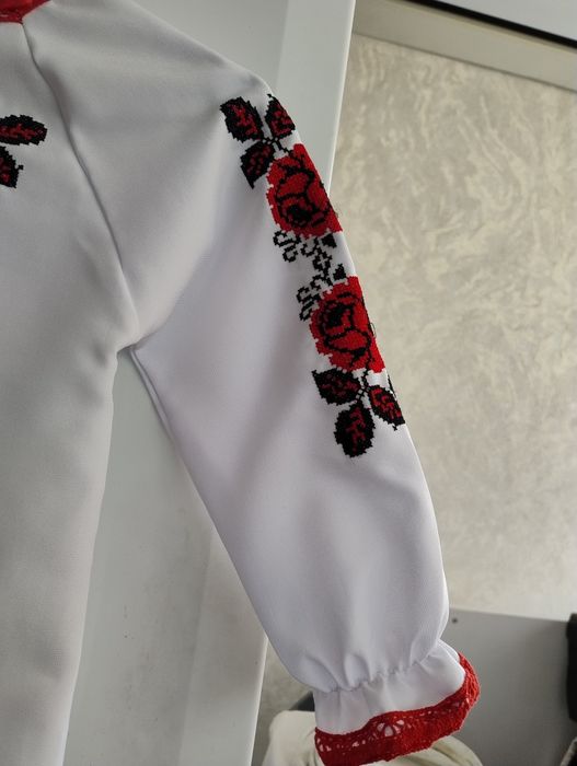 Продам вишиванку в ідеальному стані.