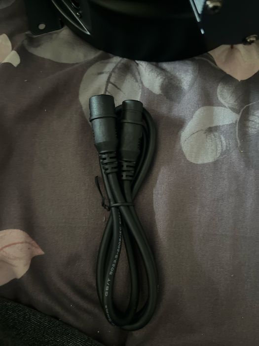 Сценічний LED світловий ефект 4в1 | Дербі, строб, споти | DMX