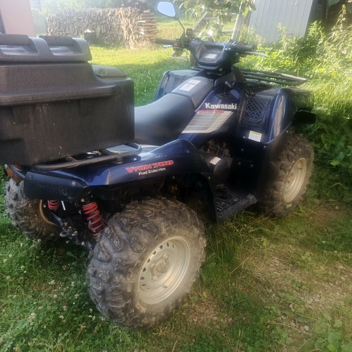 Квадроцикл Кавасакі Брут 750