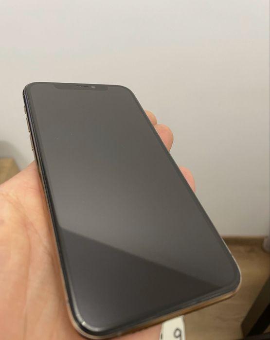 Iphon 11 pro w idealnym stanie