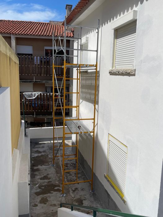 Andaimes novos usados apenas uma vez
