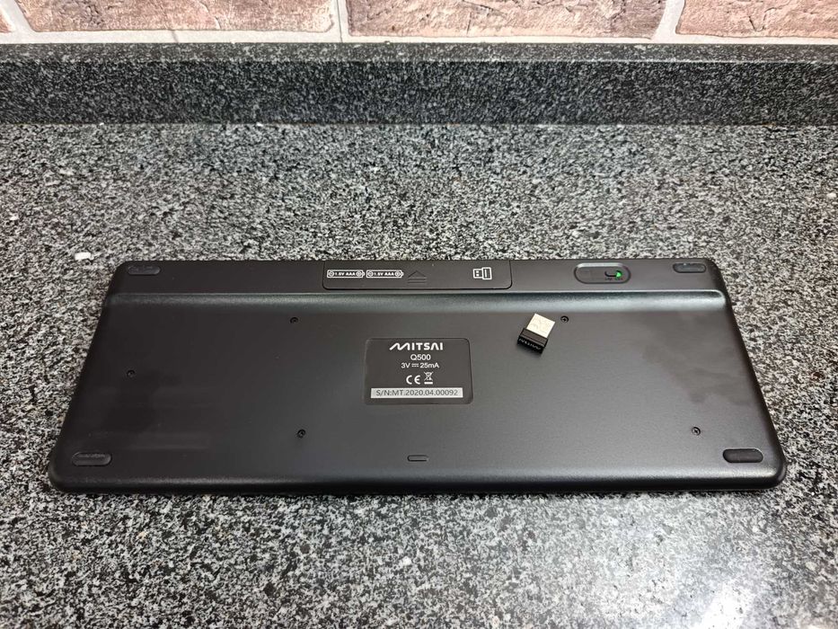 Teclado Mitsai TouchPad  Q500 sem fios